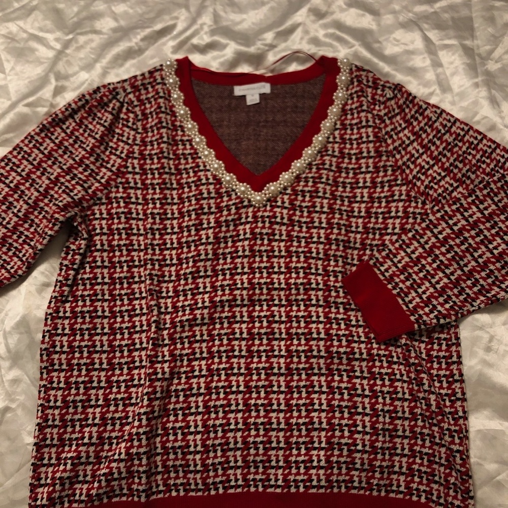 Sweater - Picture 2 of 4